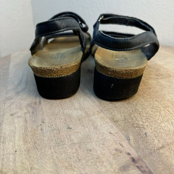 Naot Womens Size 41 10 Blue Leather Sandals with adjustable Straps & Rubber Sole - Picture 6 of 10